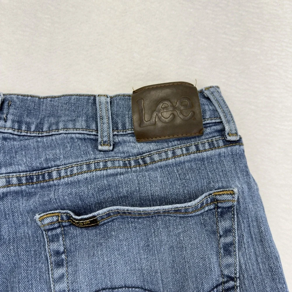 Lee Regular Fit Straight Leg Jeans Men's 36X29 (34x29 fit) Blue Distressed Denim